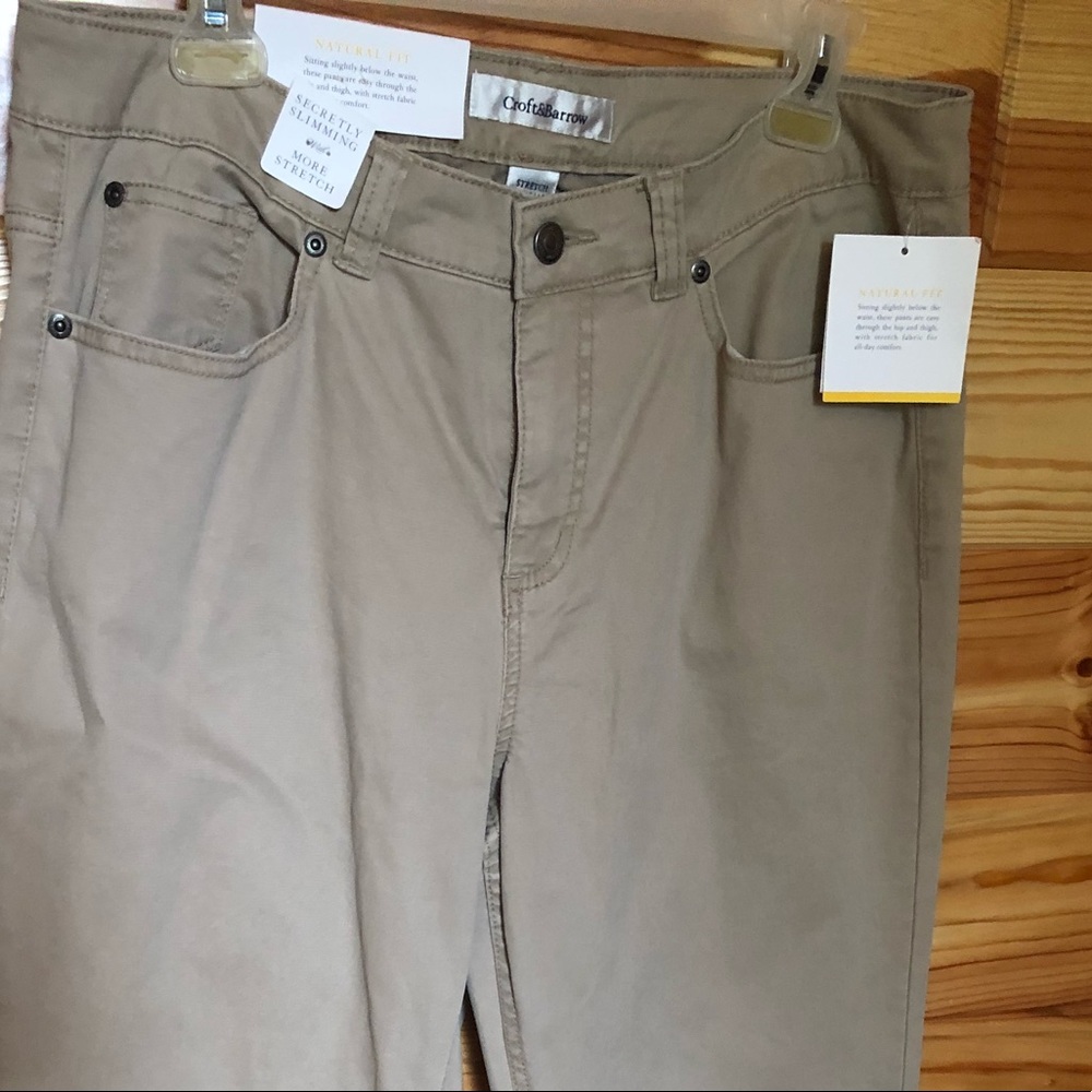 NWT Croft & Barrow khakis size 14
